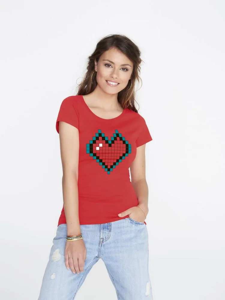 Футболка женская Pixel Heart, черный